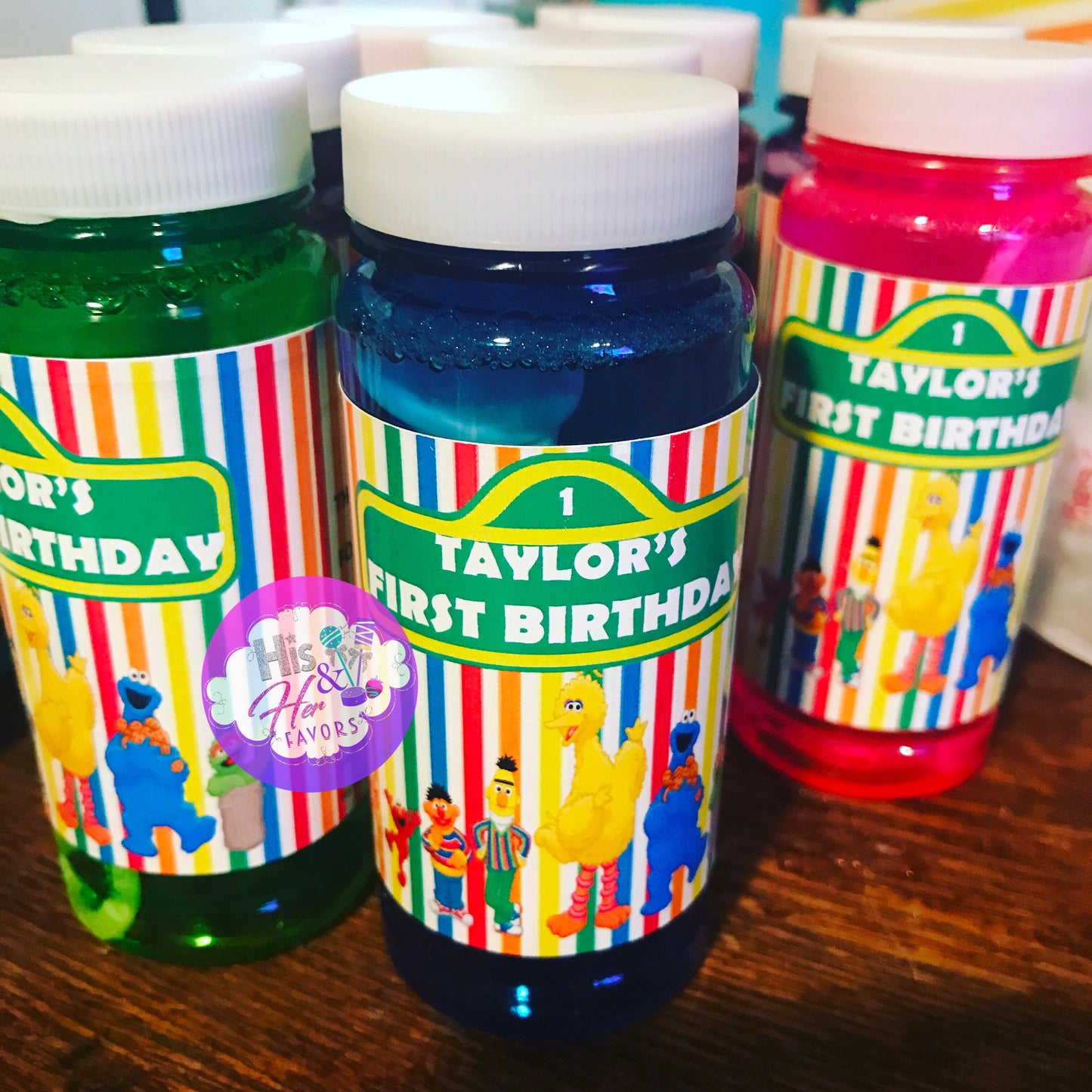 Customized Bubble Favors